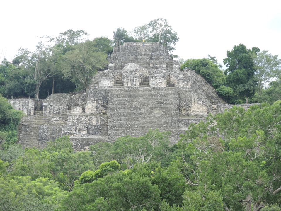 2 höchste Pyramide von Calakmul, die höchste misst 43m